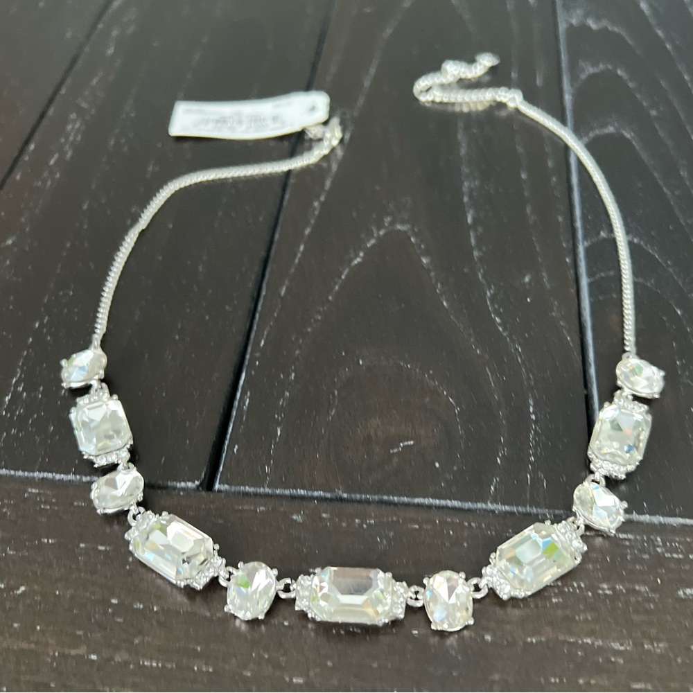 Givenchy Necklace - Picture 7 of 13